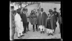 ኢትዮጲያ ልዑካን በፈረንሳይ ቪላኮብሊይ አየር ማረፊያ 1911 ዓም Ethiopian delegation in Villacoublay airfield 1919