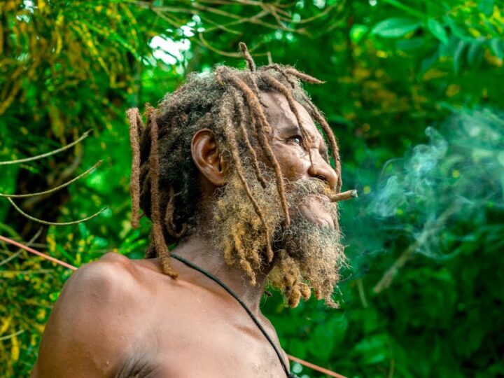 A DAY IN THE LIFE OF A JAMAICAN RASTA (4K)
