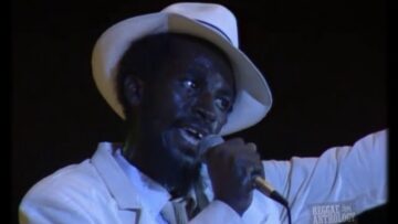 Eek-A-Mouse and the Sagittarius Band (Live)