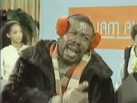 Oliver at Large – Airport (Full Episode) | Jet Star Music