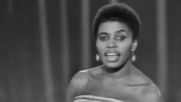 Miriam Makeba – Mbube (Live, 1963)