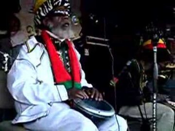 Ras Michael – None A Jah Jah Children (Live)